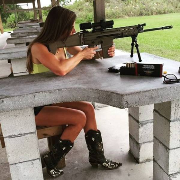 guns and girls a powerful combination 40 pics 3.html - 40 HD Photos | Premium Gallery 2025