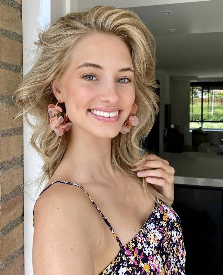 Sexy Chivettes Are Waiting For You!