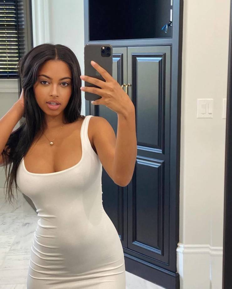 Sexy Chivettes Are Waiting For You!