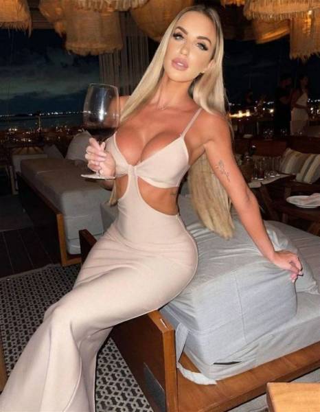 Girls Mix So Well With Alcohol