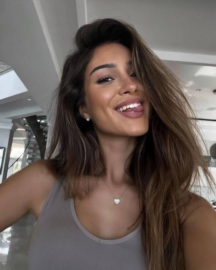 izigirls are waiting for you 49 pics 21.html - 49 HD Photos | Premium Gallery 2025