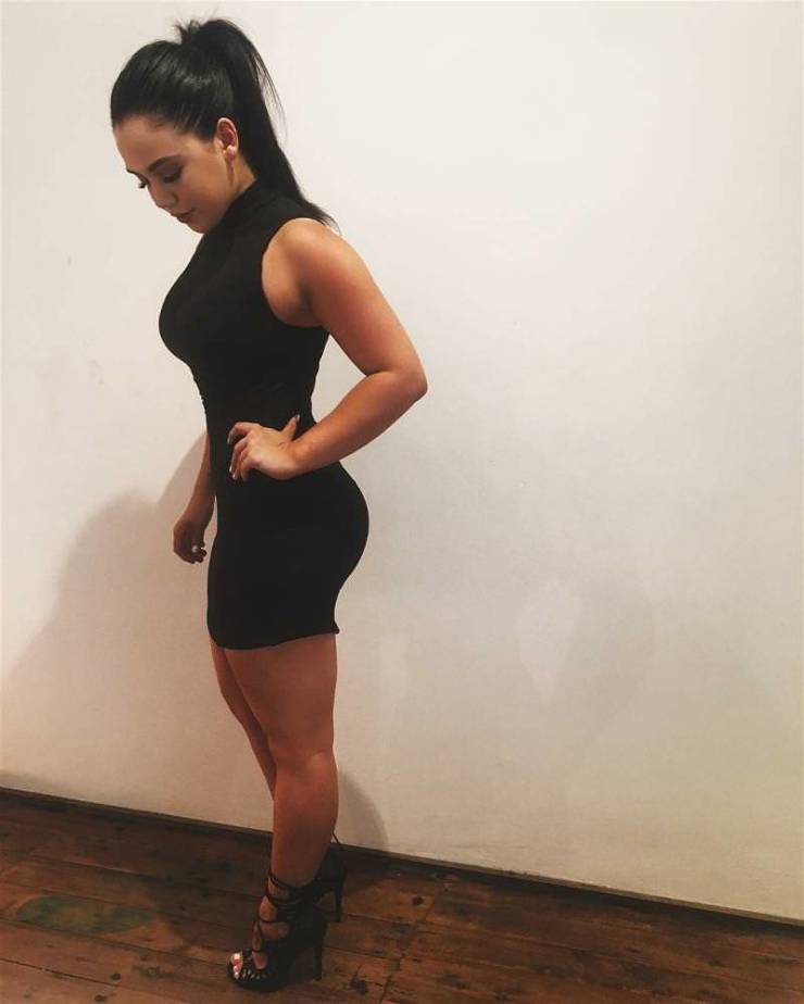 black dress that says it all 48 pics 21.html - 48 HD Photos | Premium Gallery 2025