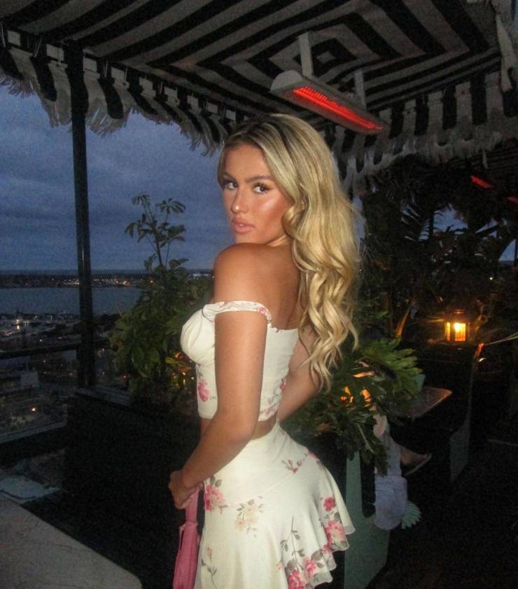 Izigirls Are Waiting For You!