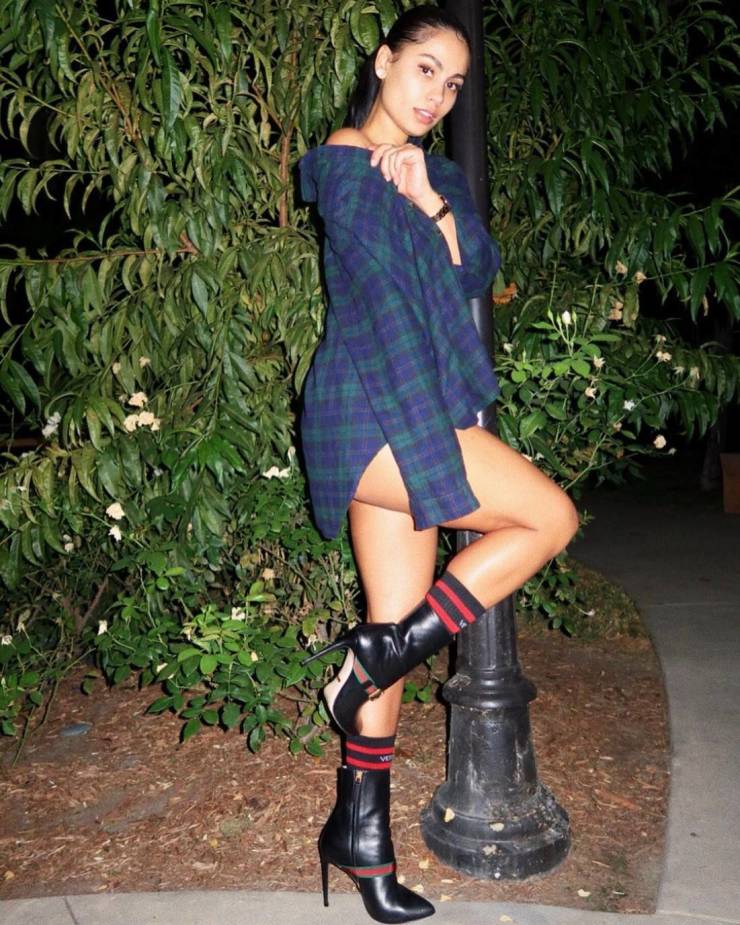 izigirls are waiting for you 38 pics 9.html - 38 HD Photos | Premium Gallery 2025