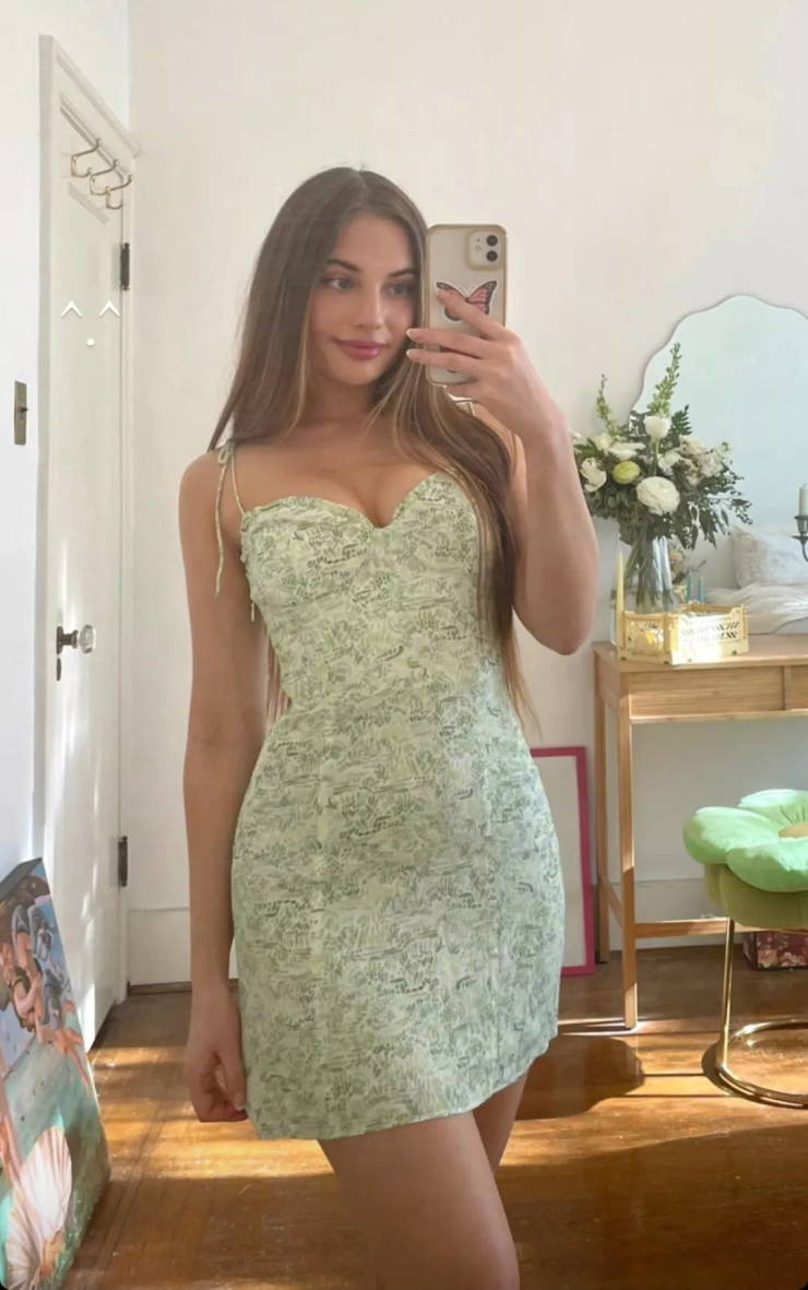 Sundresses Are Always Sexy!