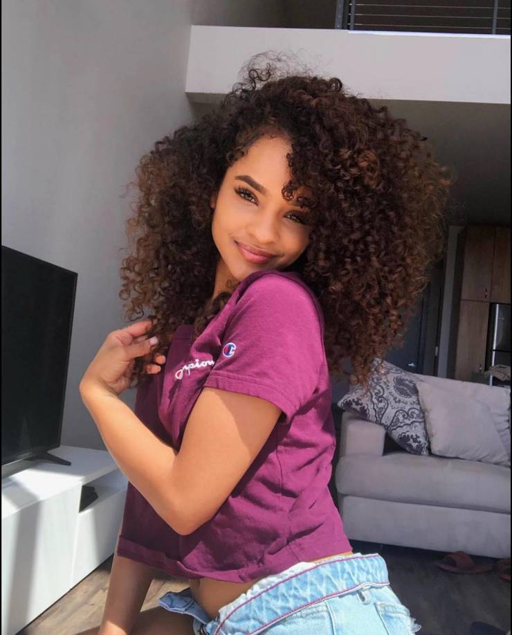 Izigirls Are Waiting For You!