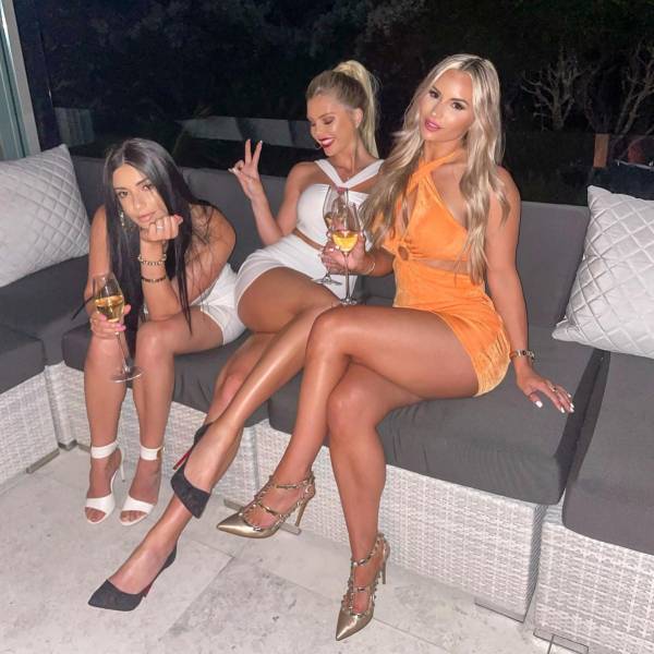 ohthose legs 31 pics 24.html - 31 HD Photos | Premium Gallery 2025