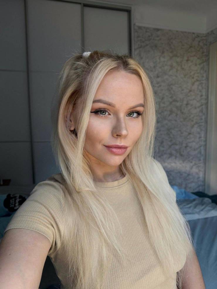 izigirls are waiting for you 35 pics 17.html - 35 HD Photos | Premium Gallery 2025