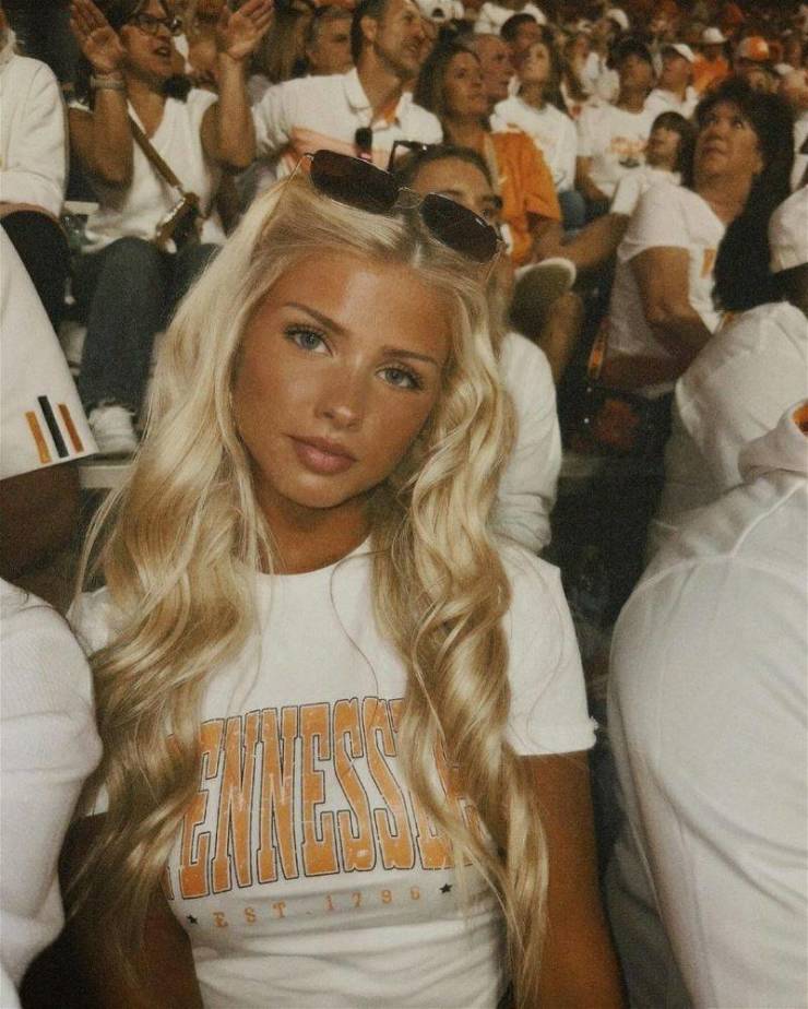 izigirls are waiting for you 35 pics 17.html - 35 HD Photos | Premium Gallery 2025