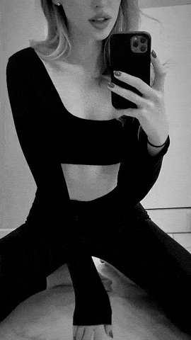 sexy girls are here 15 gifs 2.html - 1 HD GIF | Premium Gallery 2025