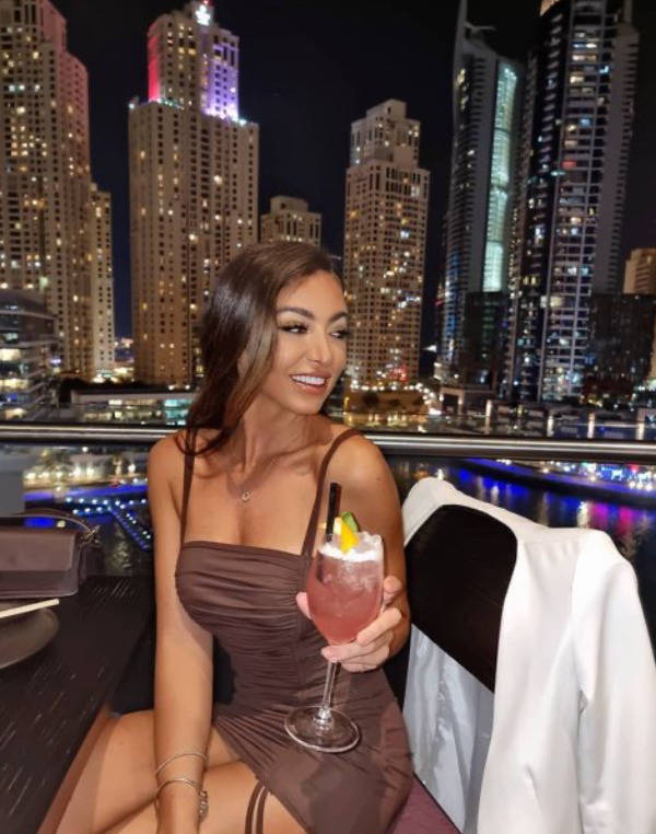 drinking never ends 35 pics 14.html - 35 HD Photos | Premium Gallery 2025