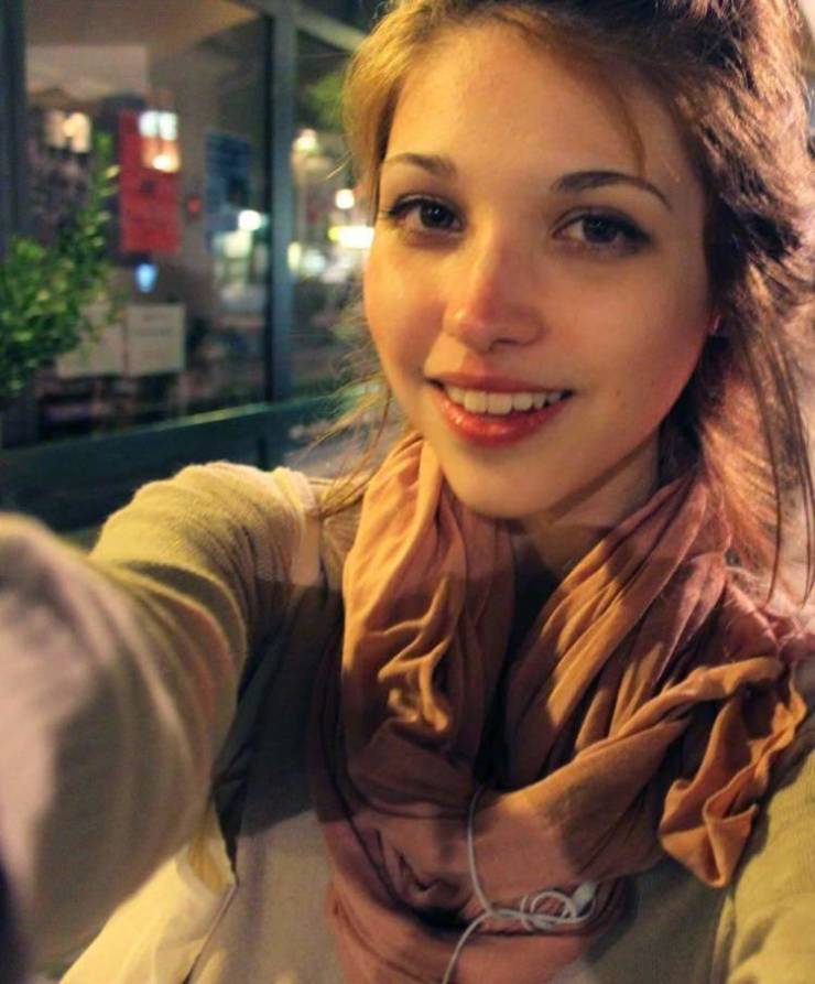 beautiful smiles 45 pics 5.html - 45 HD Photos | Premium Gallery 2025