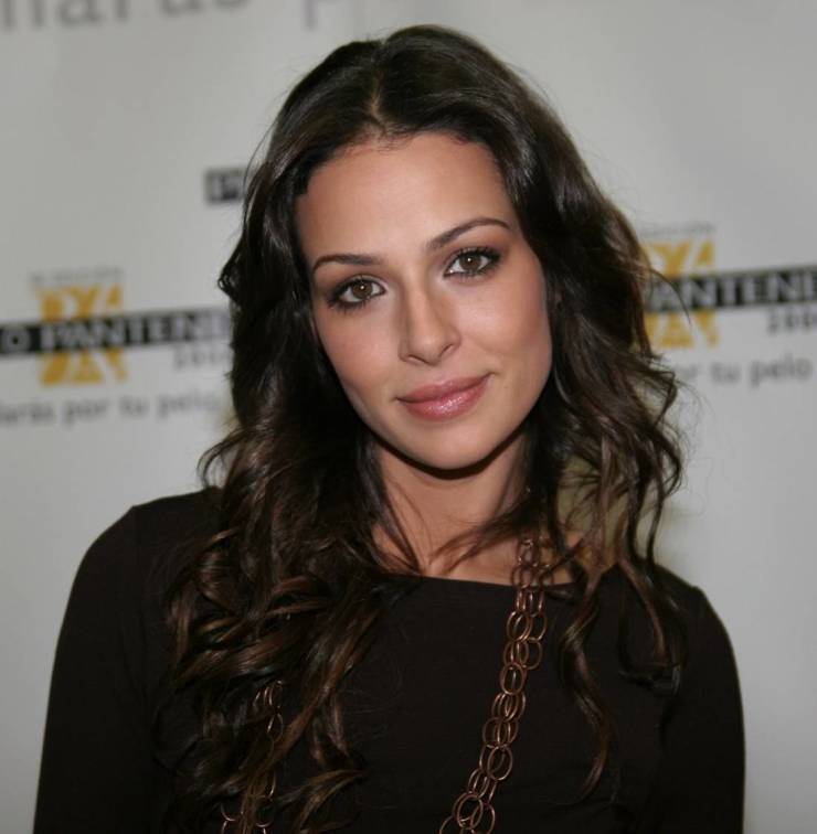 izigirls are waiting for you 35 pics 16.html - 35 HD Photos | Premium Gallery 2025