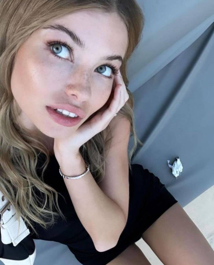 Izigirls Are Waiting For You!