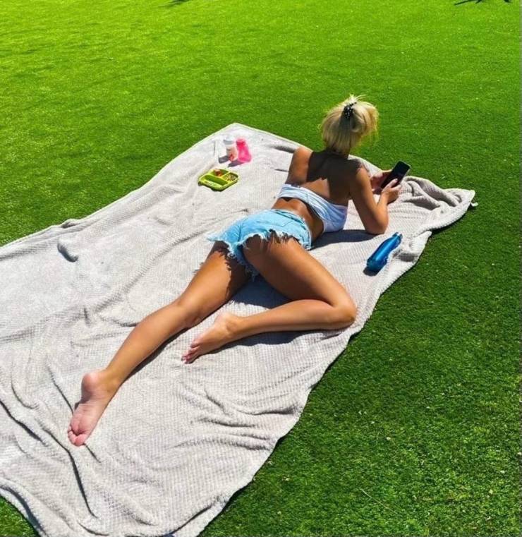 those shorts are extra short 35 pics 2.html - 35 HD Photos | Premium Gallery 2025