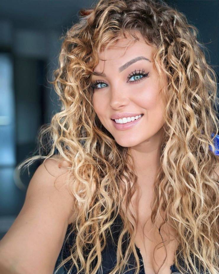 Izigirls Are Waiting For You!