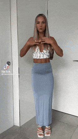 sexy girls are here 14 gifs 2.html - 1 HD GIF | Premium Gallery 2025