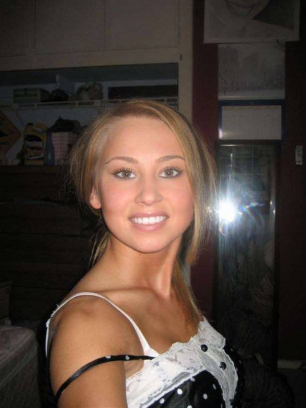 beautiful smiles 36 pics 14.html - 36 HD Photos | Premium Gallery 2026