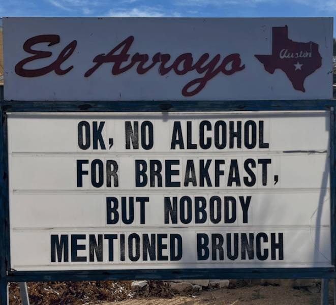 The Funniest El Arroyo Signs on the Internet