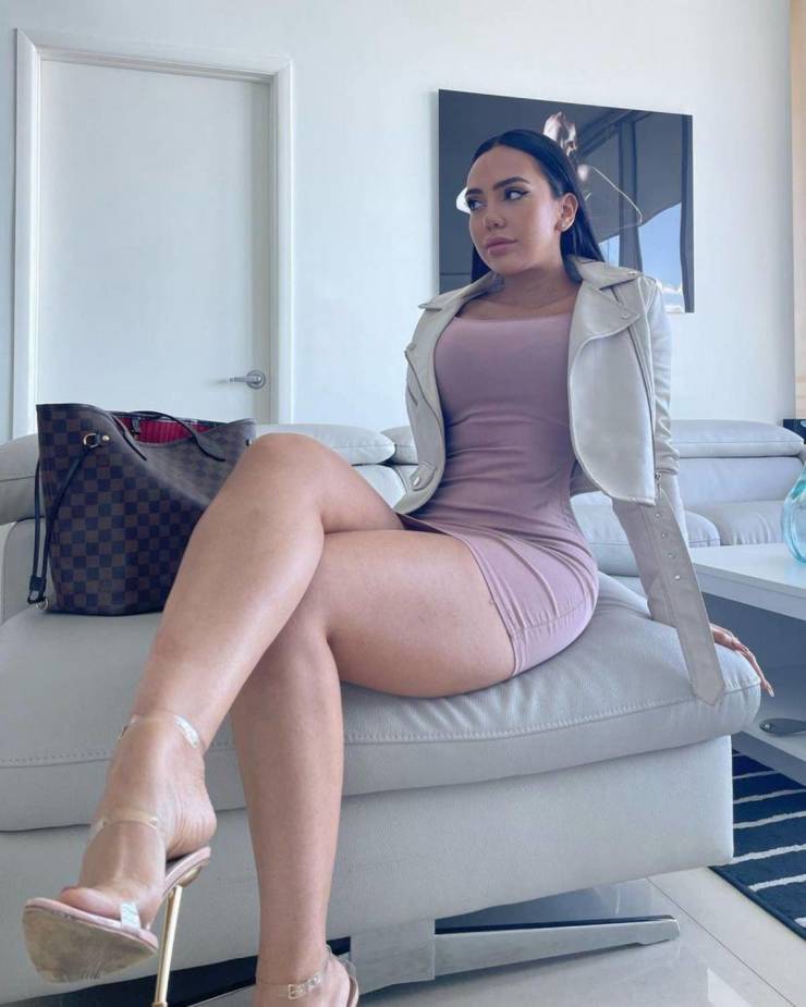 ohthose legs 32 pics 14.html - 32 HD Photos | Premium Gallery 2026