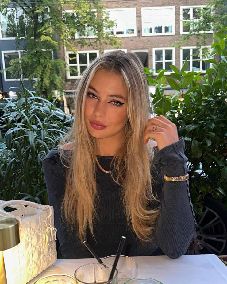 izigirls are waiting for you 33 pics 4.html - 33 HD Photos | Premium Gallery 2026