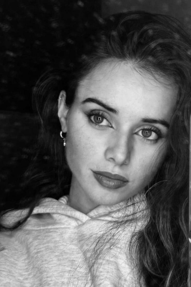 izigirls are waiting for you 31 pics 14.html - 31 HD Photos | Premium Gallery 2026