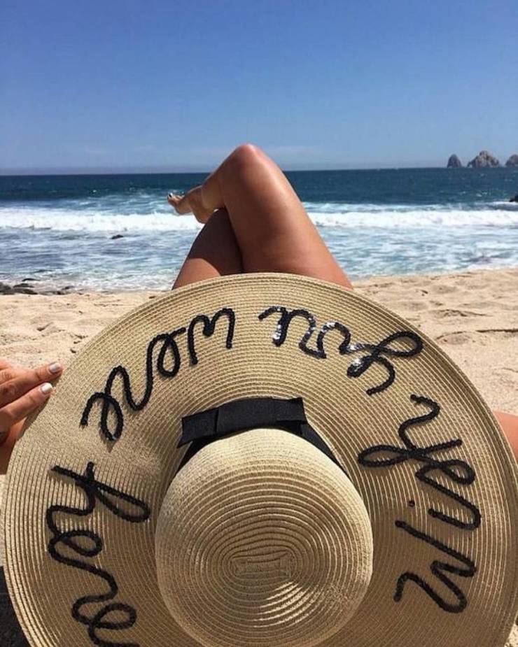 legs that steal the spotlight 44 pics 21.html - 44 HD Photos | Premium Gallery 2026