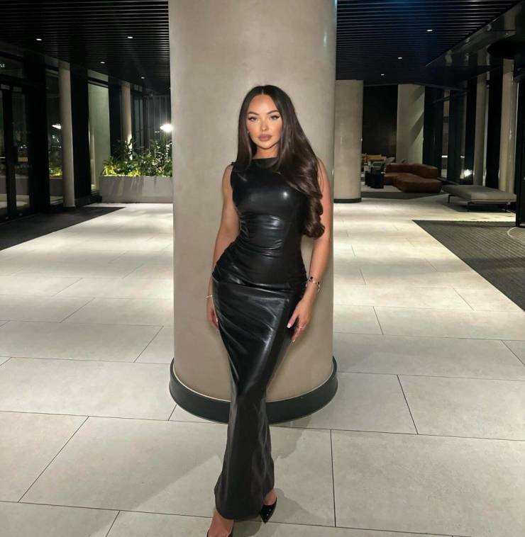 black dress that says it all 32 pics 2.html - 32 HD Photos | Premium Gallery 2026