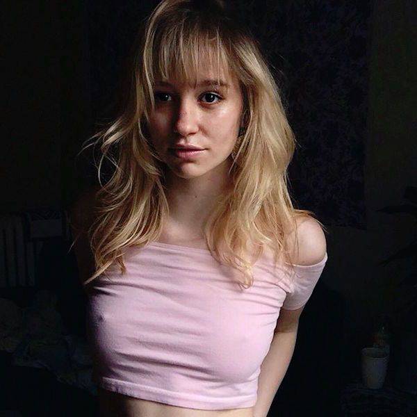 All Girls Should Go Bra-Free