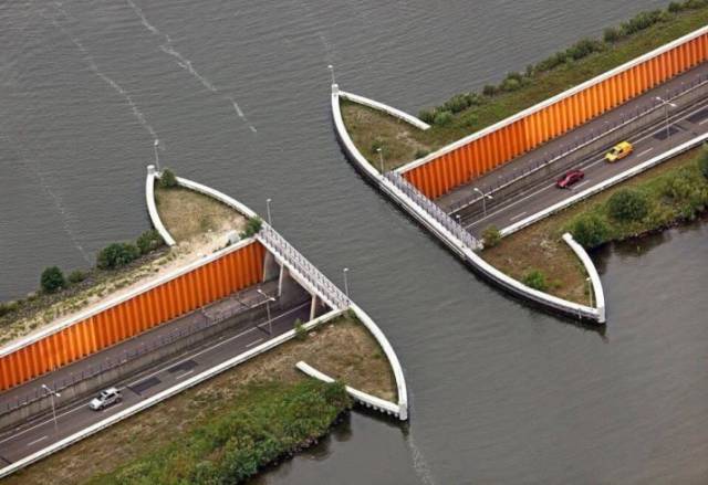 Pictures That Will Make You Look Twice
