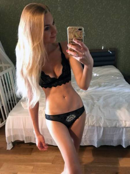 Girls In Sexy Lingerie