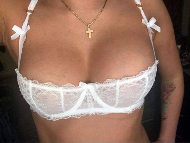 Girls In Sexy Lingerie