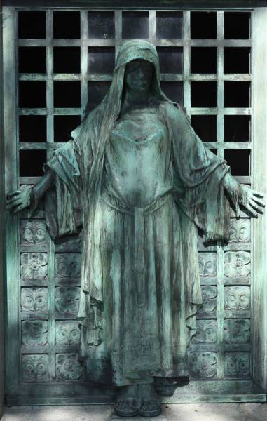 These Statues Will Send Chills Down Your Spine