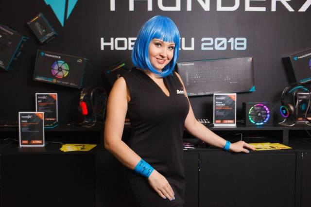 Russian Gaming Festival Has Some Pretty Hot Gamer Girls