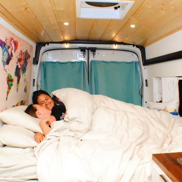 Mobile House Is A Paradise On Wheels