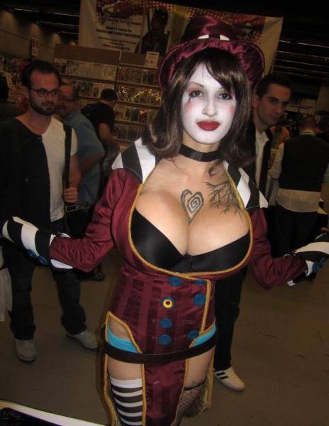 Proper Cosplay Always Involves Proper Bodies