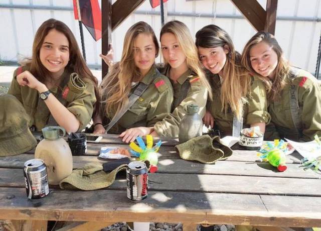 Israeli Army’s Best Weapon – Smoking Hot Bombs