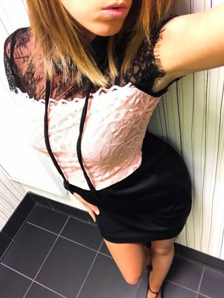 These Hip:Waist Ratios Are Too Good To Be Real