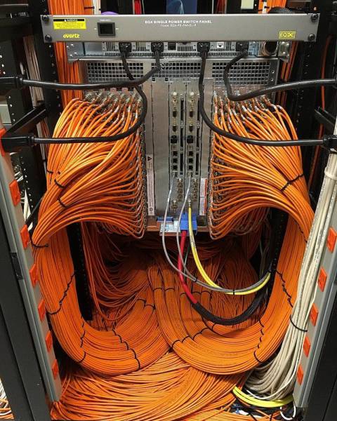 Cable Porn Is Weirdly Satisfying