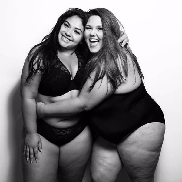 These Models Decided To Show How Big Of A Role Photoshop Plays In Fashion Standards Nowadays