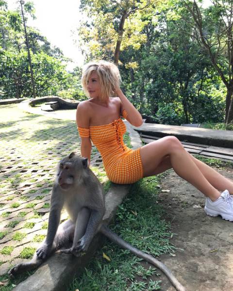 The Tighter the Dress, the Hotter the Honey