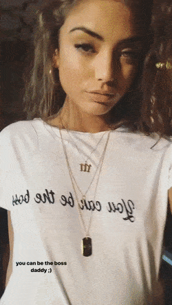 GIFs of Really Hot Girls