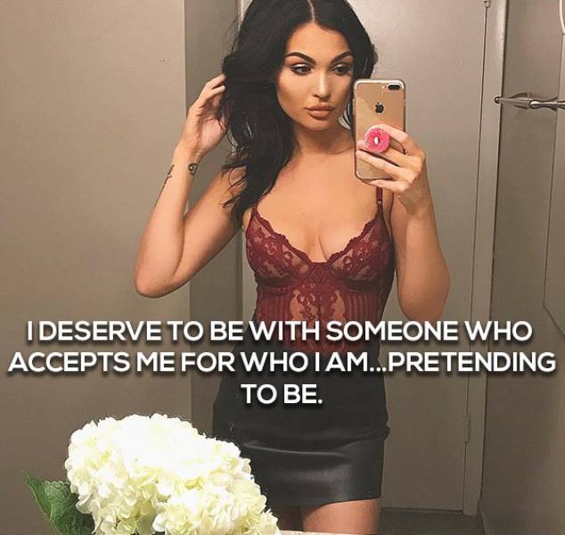 Funniest And Hottest Girls Around