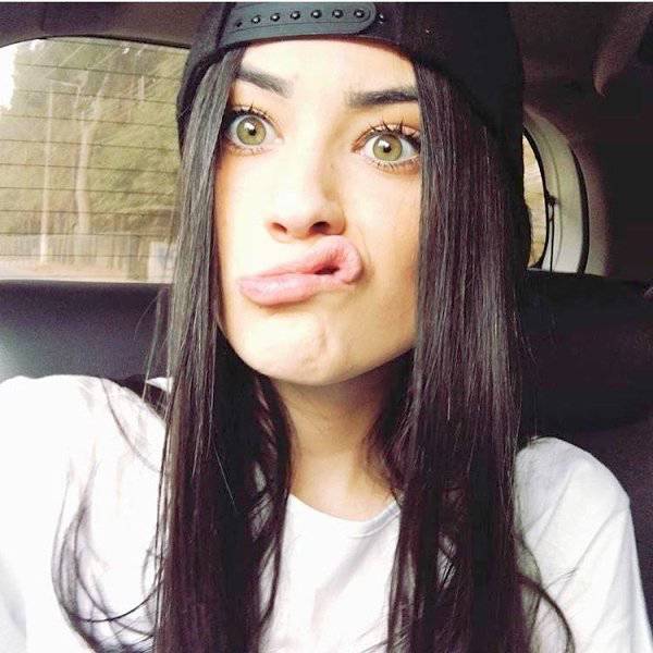 Goofy Girls Are The Best Kind Of Girlfriend