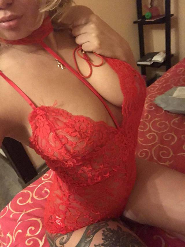 Girls In Sexy Lingerie