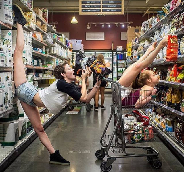 This American Contortionist Girl Is Ultra-Flexible!