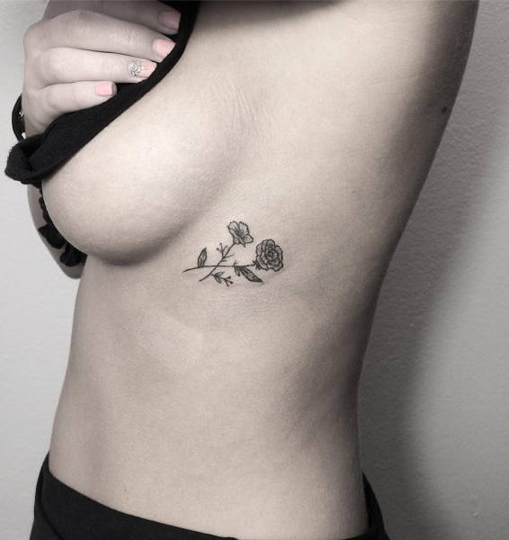 Sideboob Tatoo As A New Art Form