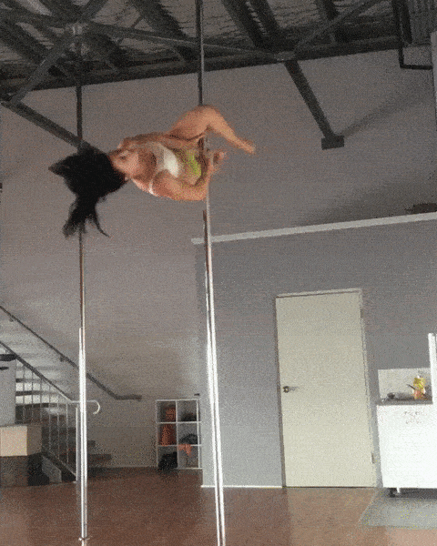 GIFs of Really Hot Girls