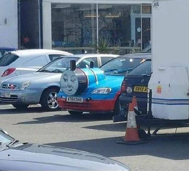 Hard-to-explain WTF Photos