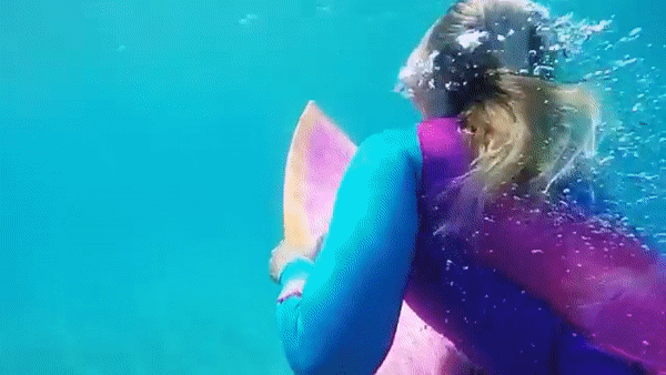 Hot Surfer Girls In All Their Glory